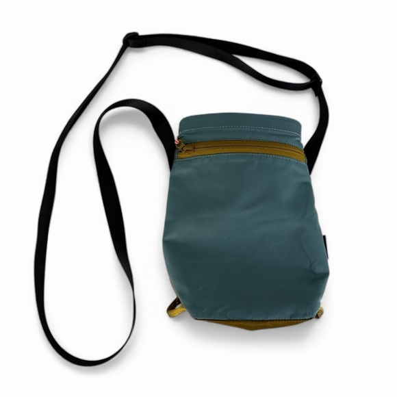 lululemon athletica Handbags - LULULEMON Teal & Mustard Water Bottle Crossbody Bag os